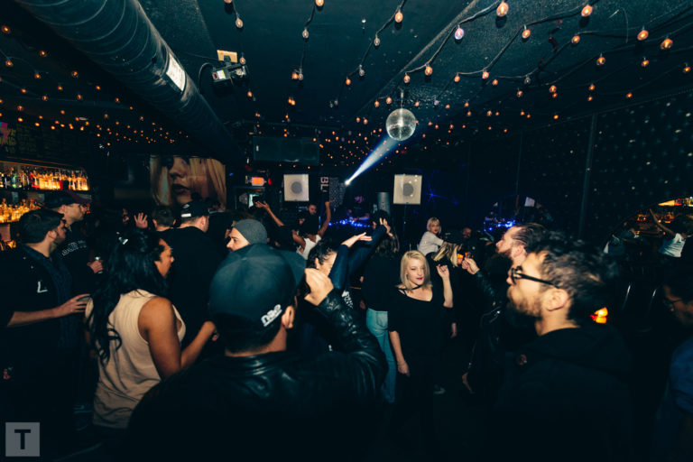 T is 4 Techno 1.9.18 Villarealism 028